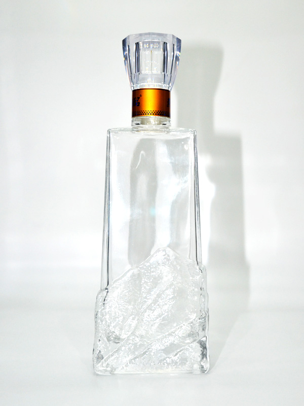 经典方形玻璃酒瓶
