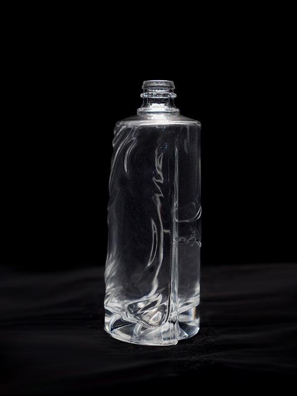 晶白料玻璃酒瓶生产公司