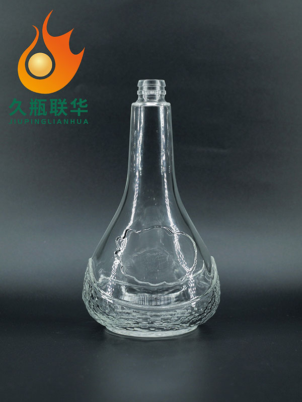 晶白料酒瓶