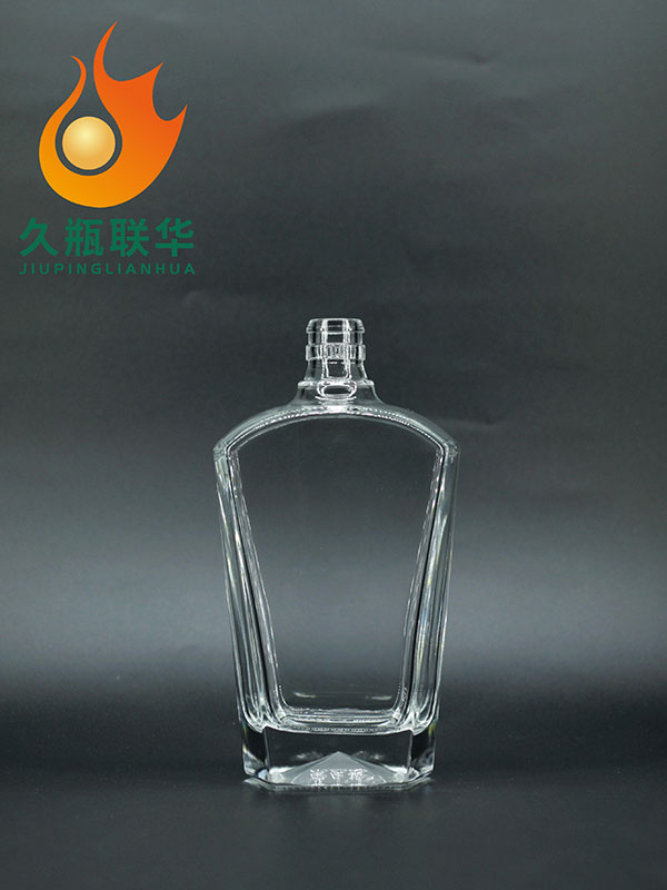 晶白料酒瓶