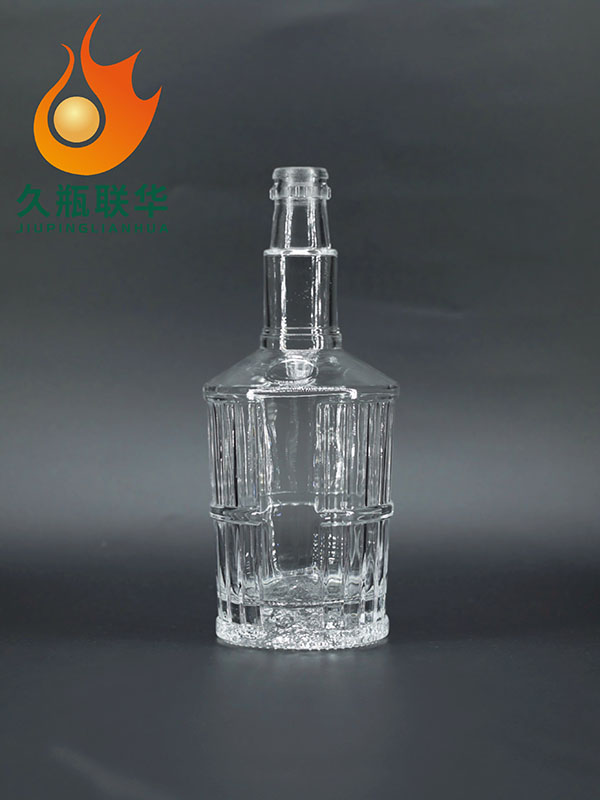 晶白料酒瓶