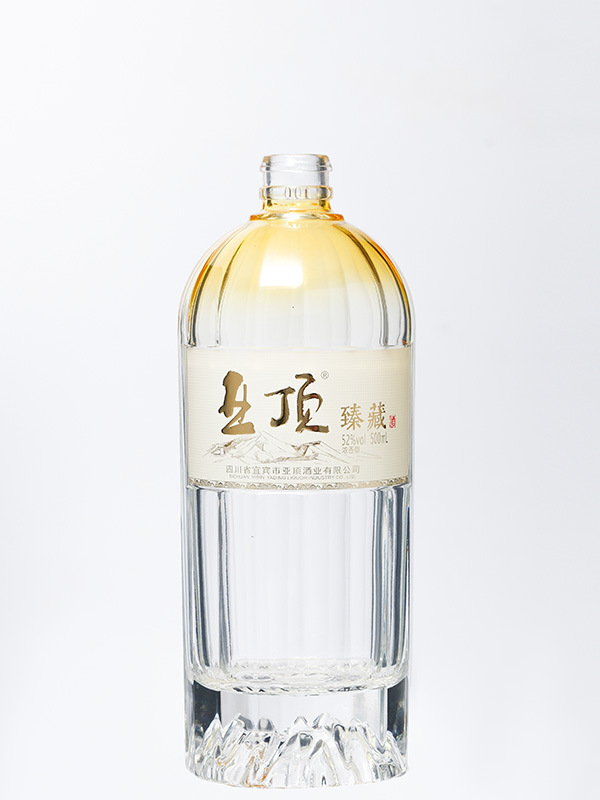 亚顶晶白料酒瓶