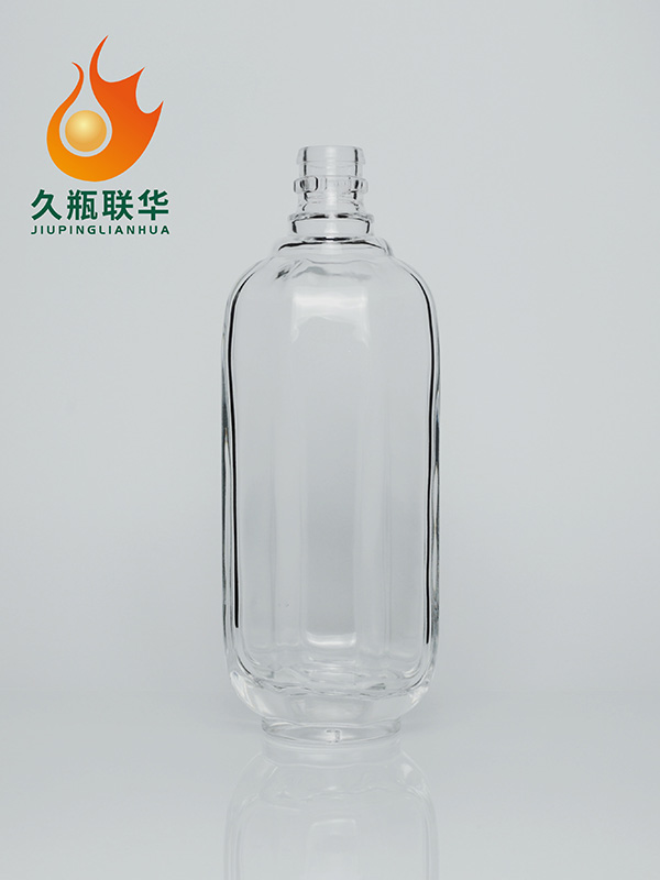 晶白料酒瓶