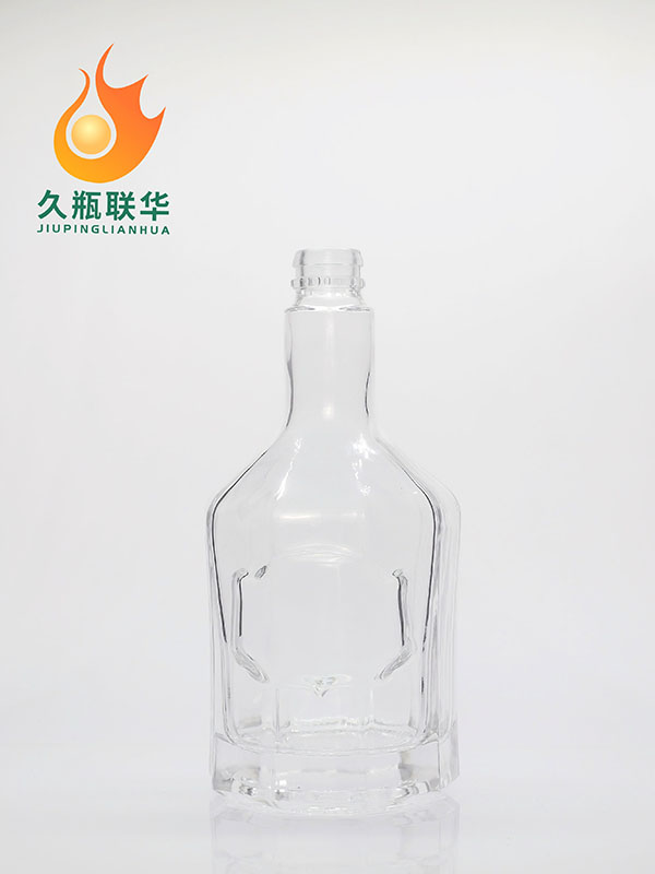 晶白料酒瓶