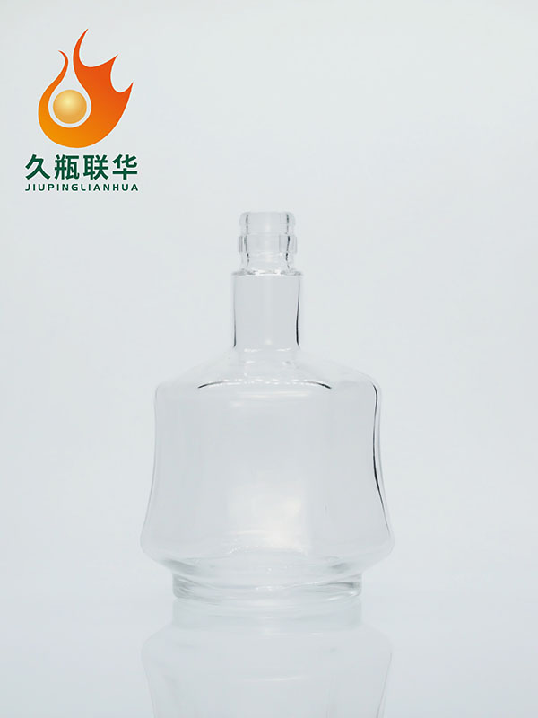 晶白料酒瓶