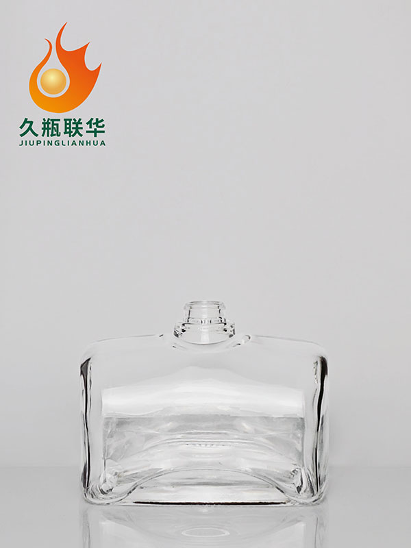 晶白料酒瓶