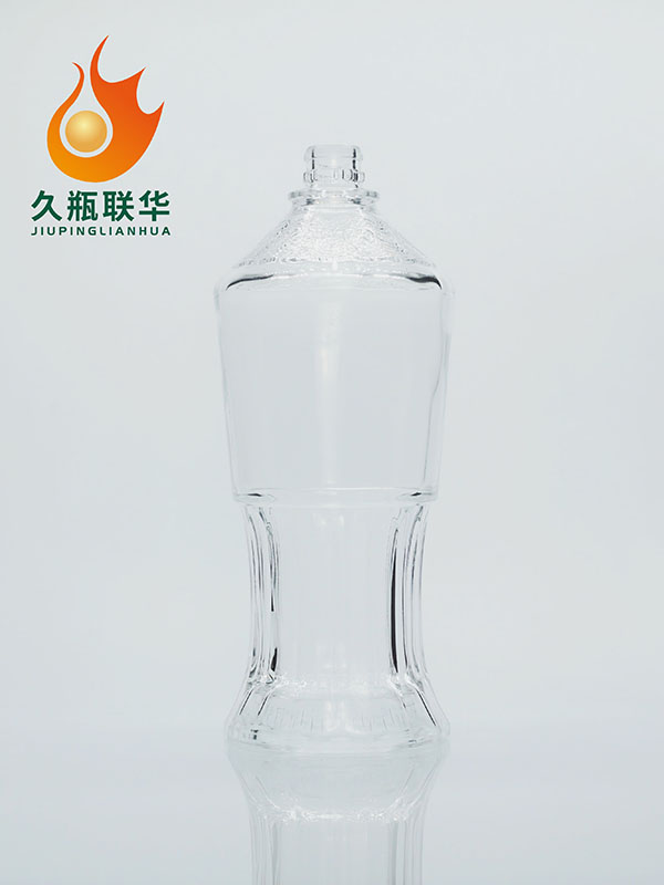 晶白料酒瓶